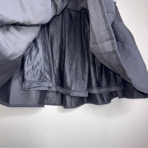 🖤Classic High Waisted Puffer Black Pleated Skirt - Picture 3 of 5